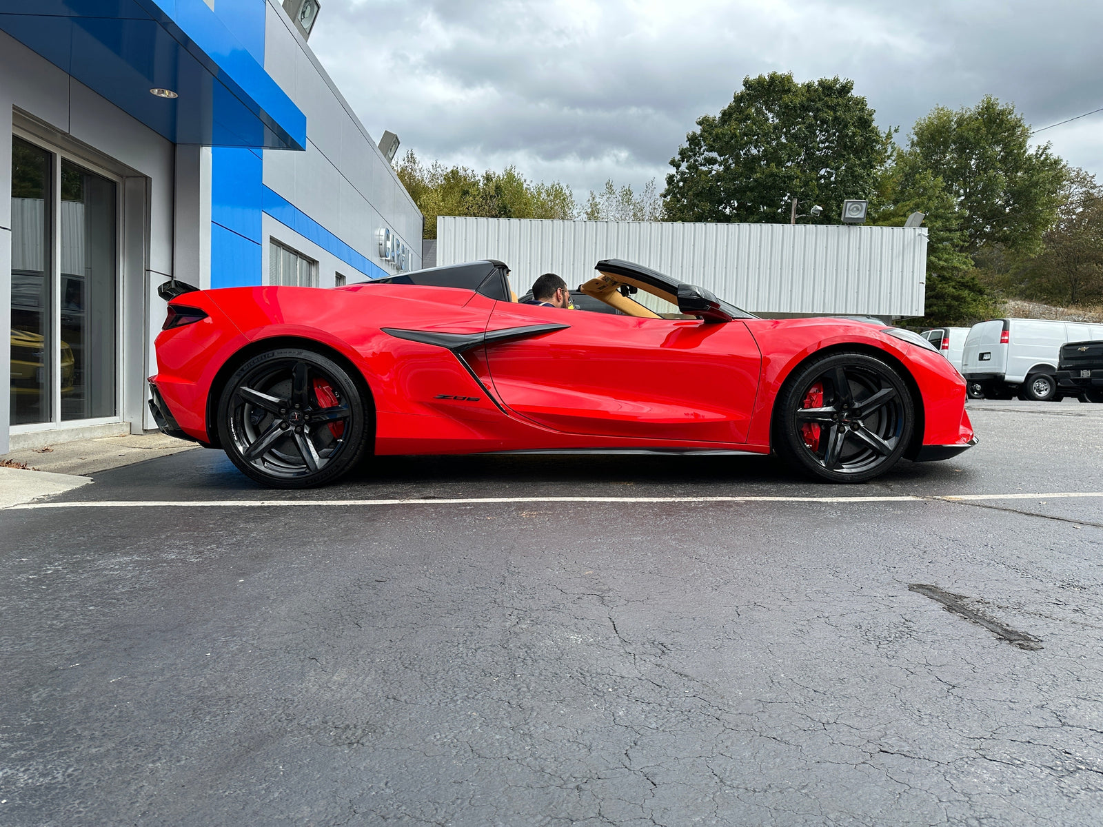 2026 Corvette Z06 – Muscle Car or Ferrari Knockoff?