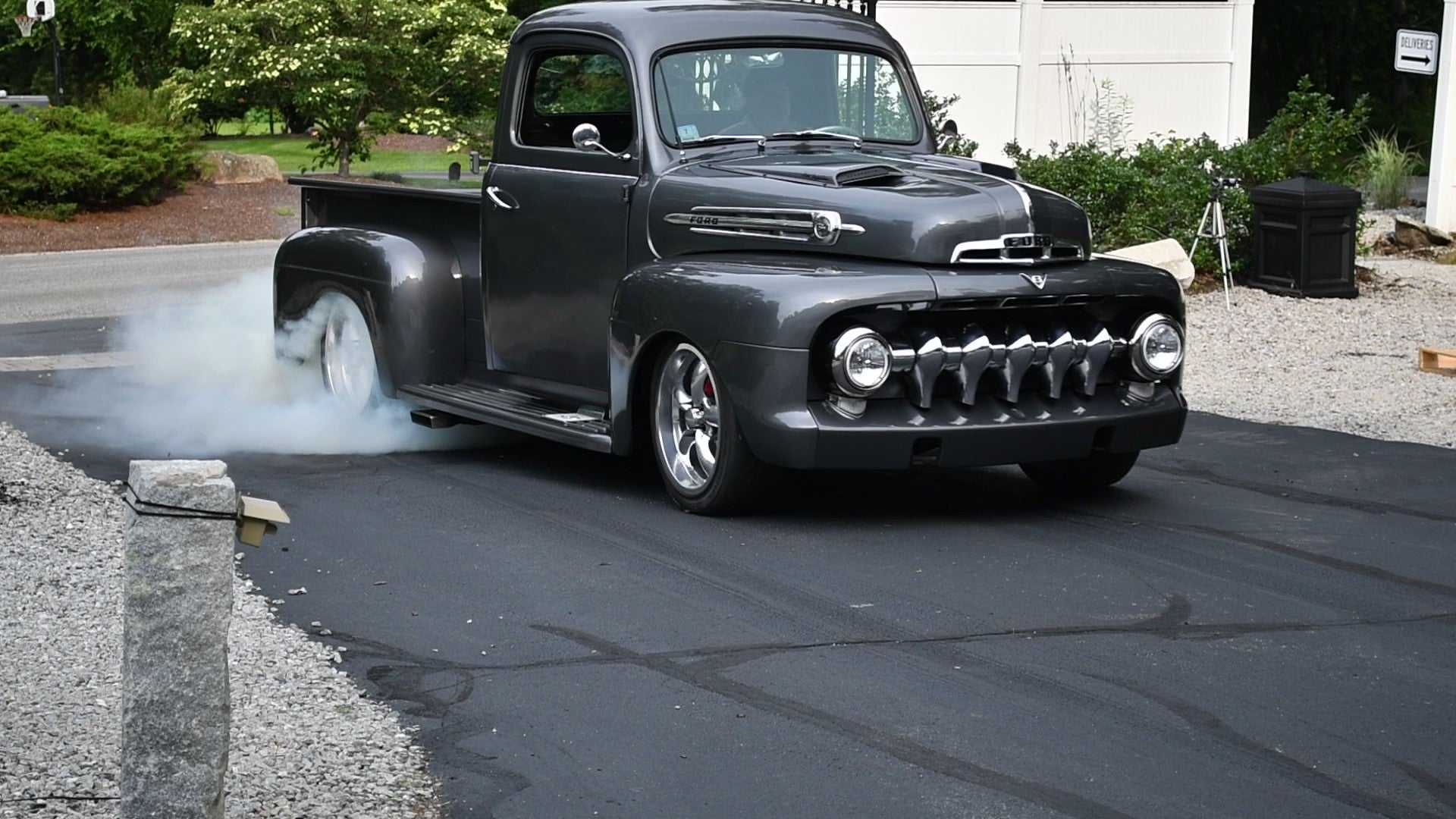 Holley Sniper Procharger 51 Ford F-100 Road Test Burn Out