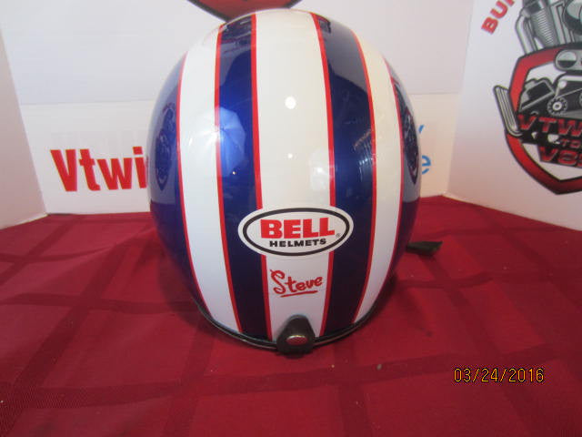 Vintage-Open-Faced-Helmet-With-Bubble-Visor-Painted-as-Steve-Mcqueen-Tribute