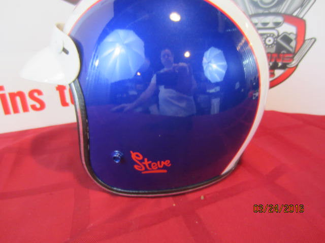 Vintage-Open-Faced-Helmet-With-Bubble-Visor-Painted-as-Steve-Mcqueen-Tribute