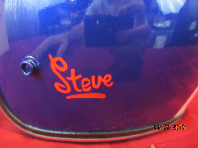 Vintage-Open-Faced-Helmet-With-Bubble-Visor-Painted-as-Steve-Mcqueen-Tribute