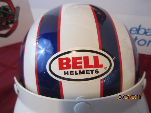 Vintage-Open-Faced-Helmet-With-Bubble-Visor-Painted-as-Steve-Mcqueen-Tribute